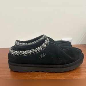 UGG Black Tasman Slippers, women’s size 9